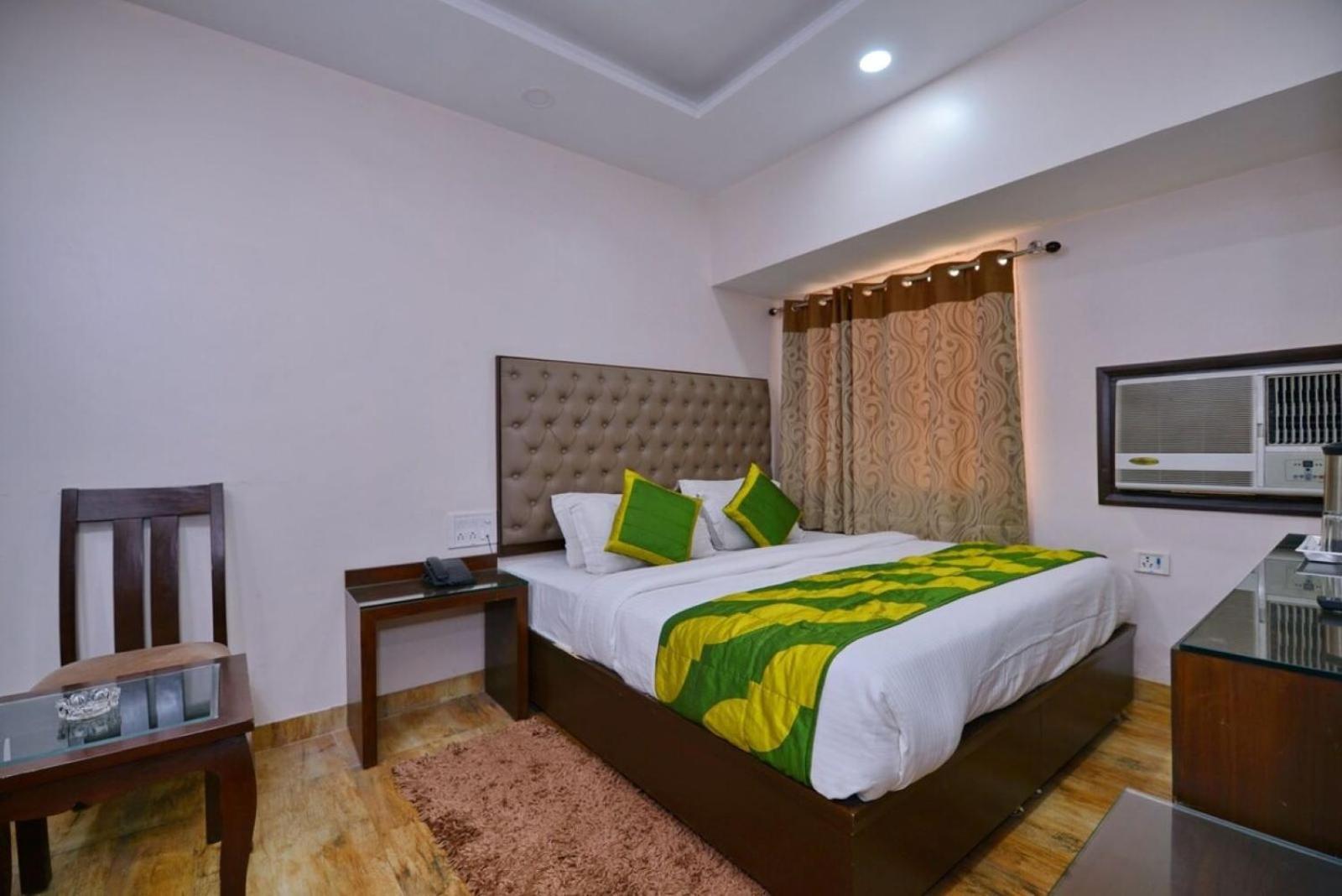 Hotel Keshew International New Delhi Luaran gambar